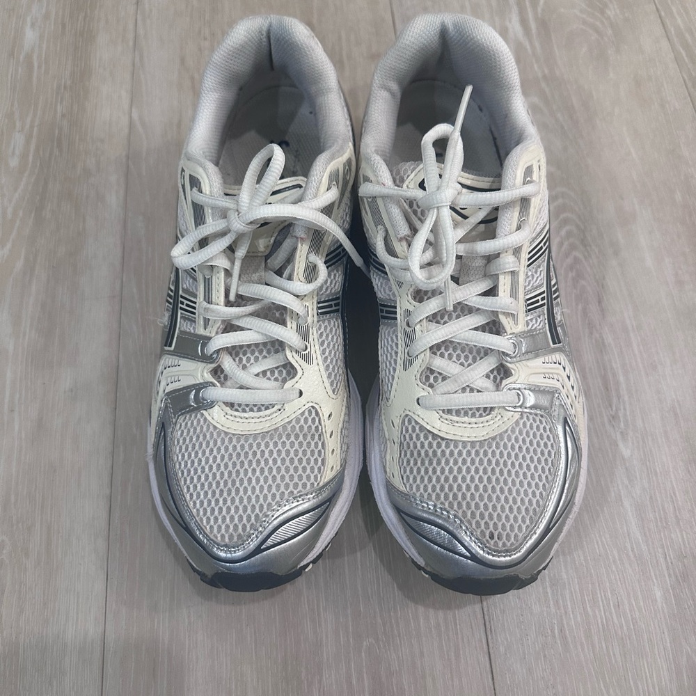 Asics Women's Sneakers in Cream and Silver